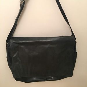 MAC Cosmetics Large Messenger Bag